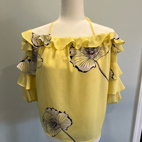 Yellow off shoulder Ruffle Blouse by 1. State Size Large perfect condition - Picture 1 of 9